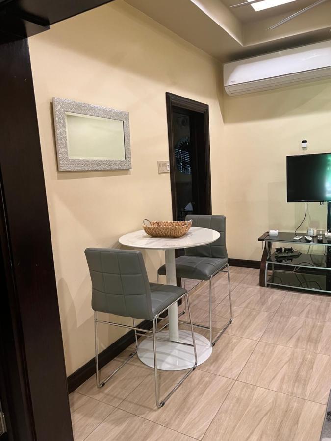 Kingston Oasis One Bedroom Eksteriør billede