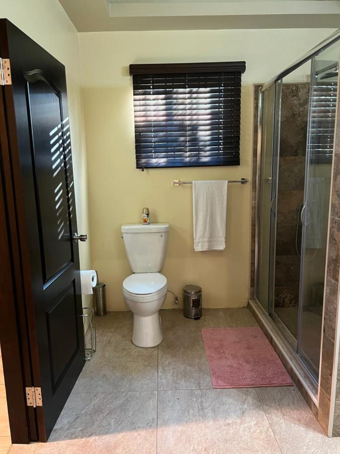Kingston Oasis One Bedroom Eksteriør billede